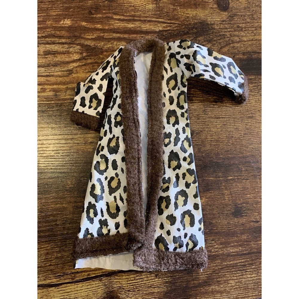 Vintage Amy Mod 1970s Fashion Barbie Doll Leopard Coat